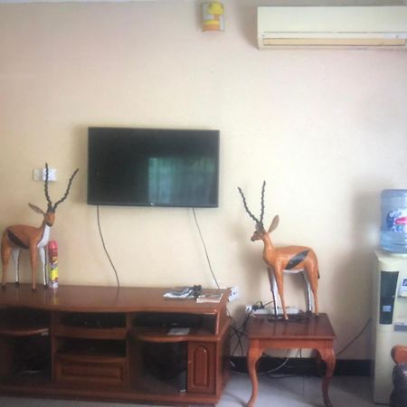 Tatys Homestay Dar es Salaam Zewnętrze zdjęcie