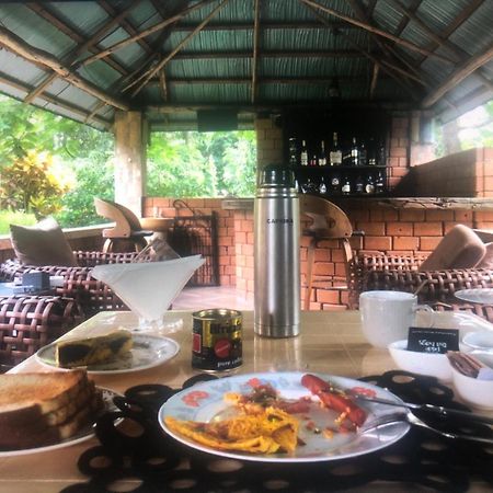 Tatys Homestay Dar es Salaam Zewnętrze zdjęcie